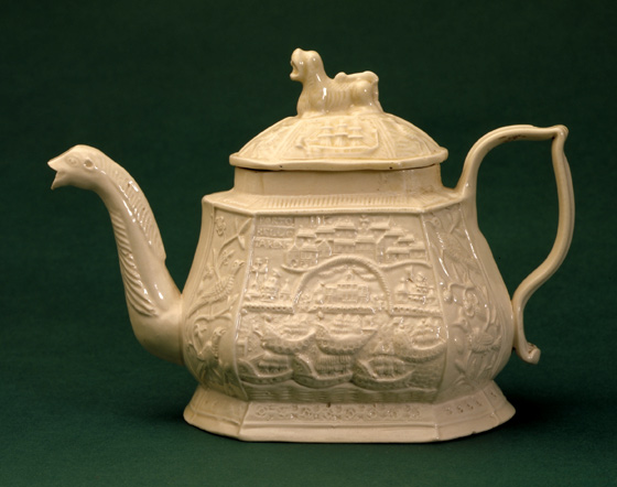 Té de Tetera - Porcelana: cerámica de la mas fina calidad, se trabaja desde  el siglo VII aproximadamente en China, se hornea a temperaturas mas altas  que la loza y logra un